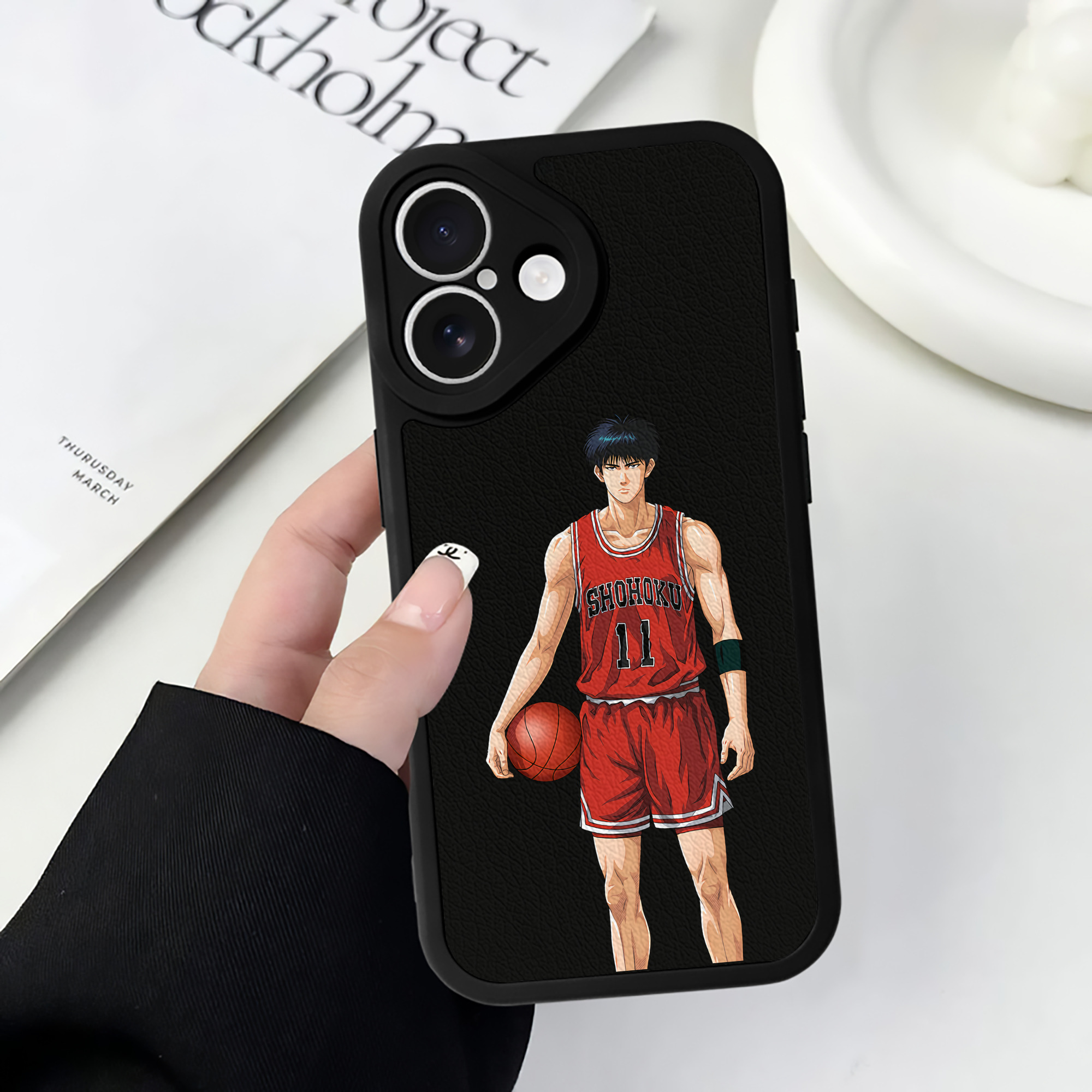 （画像用） SLAM DUNK／スラムダンク 【iPhone 16シリーズ対応】シリコンスマホケース（レザー調） 材質：シリコン